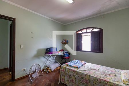 Casa à venda com 172m², 3 quartos e 2 vagasQuarto 2