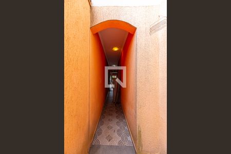 Casa à venda com 172m², 3 quartos e 2 vagasCorredor Externo