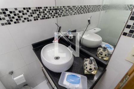 Casa à venda com 350m², 5 quartos e 6 vagasBanheiro da Suíte 2