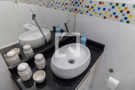 Casa à venda com 350m², 5 quartos e 6 vagasBanheiro da Suíte 3