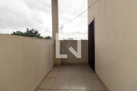 Casa à venda com 350m², 5 quartos e 6 vagasVaranda da Suíte da Edícula 