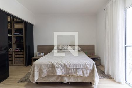 Casa à venda com 350m², 5 quartos e 6 vagasSuíte 1