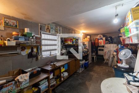 Casa à venda com 350m², 5 quartos e 6 vagasPorão