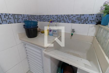 Casa à venda com 350m², 5 quartos e 6 vagasLavanderia