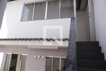 Casa à venda com 178m², 3 quartos e 2 vagasEdícula