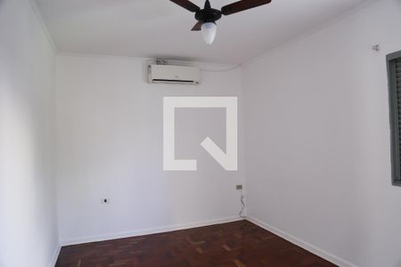Casa à venda com 178m², 3 quartos e 2 vagasQuarto 3