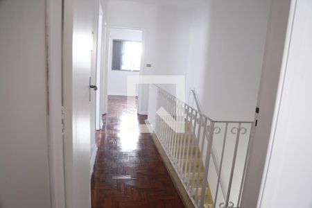 Casa à venda com 178m², 3 quartos e 2 vagasCorredor