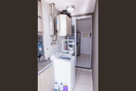 Apartamento à venda com 60m², 2 quartos e 1 vaga Apartamento à venda com 60m², 2 quartos e 1 vagaÁrea de Serviço