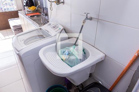 Apartamento à venda com 60m², 2 quartos e 1 vaga Apartamento à venda com 60m², 2 quartos e 1 vagaÁrea de Serviço