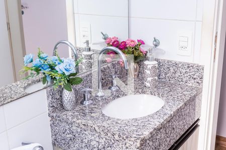 Apartamento à venda com 60m², 2 quartos e 1 vaga Apartamento à venda com 60m², 2 quartos e 1 vagaBanheiro