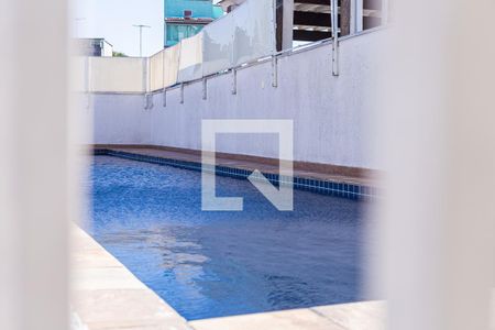 Apartamento à venda com 60m², 2 quartos e 1 vaga Apartamento à venda com 60m², 2 quartos e 1 vagaÁrea comum - Piscina
