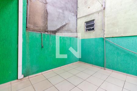 Casa à venda com 325m², 5 quartos e 4 vagas Casa à venda com 325m², 5 quartos e 4 vagasSacada