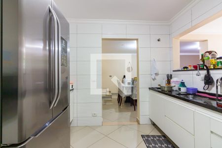 Casa à venda com 325m², 5 quartos e 4 vagas Casa à venda com 325m², 5 quartos e 4 vagasCozinha 2