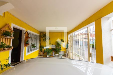 Casa à venda com 325m², 5 quartos e 4 vagas Casa à venda com 325m², 5 quartos e 4 vagasGaragem