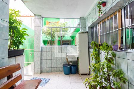 Casa à venda com 325m², 5 quartos e 4 vagas Casa à venda com 325m², 5 quartos e 4 vagasÁrea de Serviço