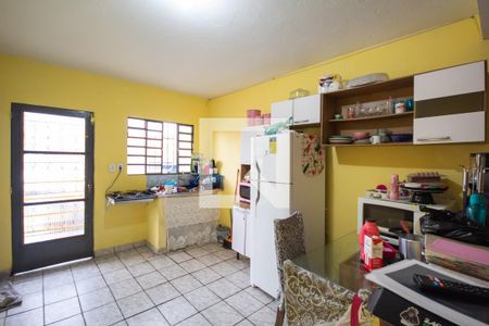 Cozinha de casa à venda com 1 quarto, 320m² em Padroeira, Osasco