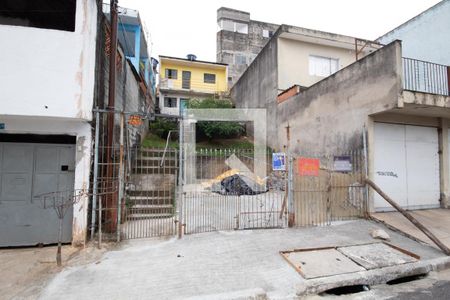 Casa à venda com 320m², 1 quarto e 1 vaga Casa à venda com 320m², 1 quarto e 1 vagaFachada
