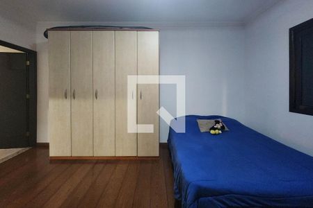 Casa à venda com 215m², 4 quartos e 6 vagas Casa à venda com 215m², 4 quartos e 6 vagasSuíte 3