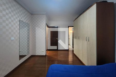 Casa à venda com 215m², 4 quartos e 6 vagas Casa à venda com 215m², 4 quartos e 6 vagasSuíte 3