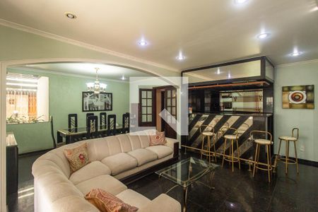 Sala de casa de condomínio para alugar com 4 quartos, 417m² em Campo Grande, Rio de Janeiro