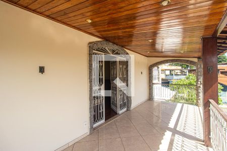 Casa de condomínio para alugar com 417m², 4 quartos e 3 vagasVaranda da Suíte