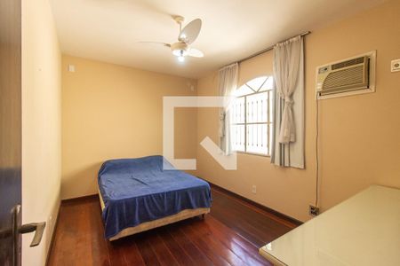 Casa de condomínio para alugar com 417m², 4 quartos e 3 vagasQuarto 2