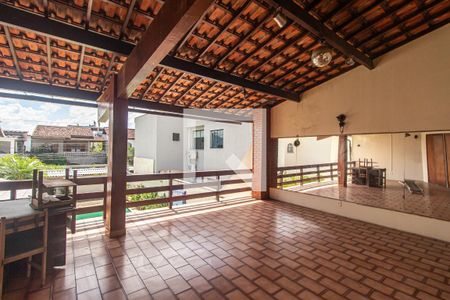 Casa de condomínio para alugar com 417m², 4 quartos e 3 vagasTerraço