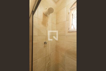 Casa de condomínio para alugar com 417m², 4 quartos e 3 vagasBanheiro Social 2