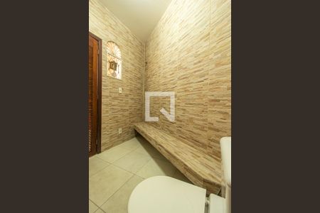 Casa de condomínio para alugar com 417m², 4 quartos e 3 vagasBanheiro Externo