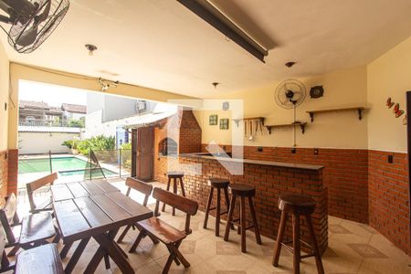 Casa de condomínio para alugar com 417m², 4 quartos e 3 vagasVaranda Gourmet