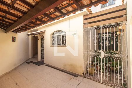 Casa de condomínio para alugar com 417m², 4 quartos e 3 vagasÁrea de Serviço