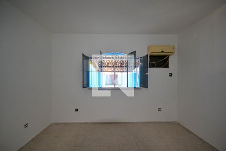 Quarto
 de casa para alugar com 3 quartos, 180m² em Parque São Bernardo, Belford Roxo