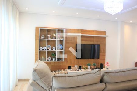 Sala de casa à venda com 4 quartos, 260m² em Vila Milton, Guarulhos