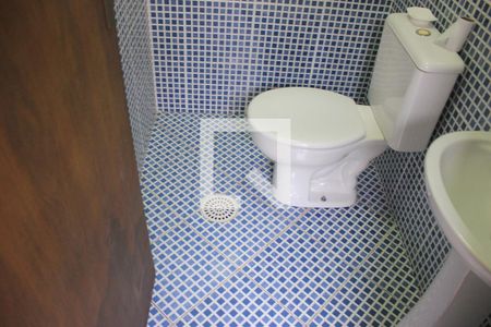 Casa para alugar com 260m², 4 quartos e 4 vagasBanheiro da edícula