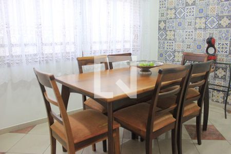 Casa para alugar com 260m², 4 quartos e 4 vagasCozinha