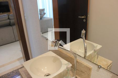 Casa para alugar com 260m², 4 quartos e 4 vagasLavabo