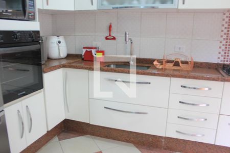 Casa para alugar com 260m², 4 quartos e 4 vagasCozinha