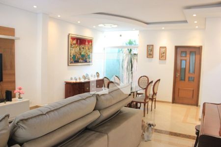 Sala de casa para alugar com 4 quartos, 260m² em Vila Milton, Guarulhos