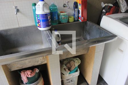 Casa para alugar com 260m², 4 quartos e 4 vagasLavanderia