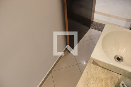 Casa para alugar com 260m², 4 quartos e 4 vagasLavabo