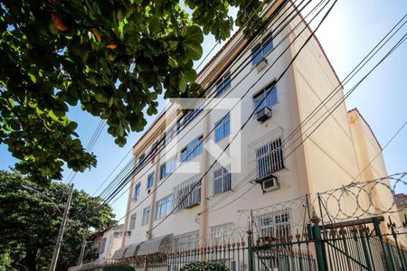 Apartamento à venda com 53m², 2 quartos e sem vaga Apartamento à venda com 53m², 2 quartos e sem vagaFachada