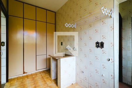 Casa para alugar com 250m², 3 quartos e 5 vagasÁrea de Serviço