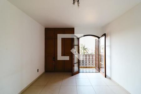 Casa para alugar com 250m², 3 quartos e 5 vagasQuarto 3