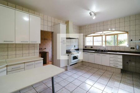 Casa para alugar com 250m², 3 quartos e 5 vagasCozinha