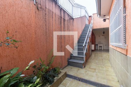 Casa à venda com 200m², 3 quartos e 2 vagas Casa à venda com 200m², 3 quartos e 2 vagasCorredor Lateral