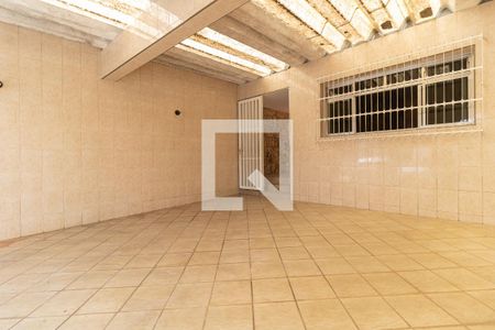 Casa à venda com 200m², 3 quartos e 2 vagas Casa à venda com 200m², 3 quartos e 2 vagasGaragem