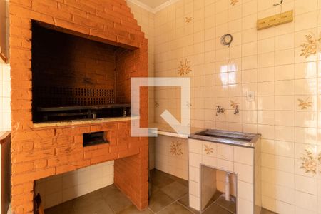 Casa à venda com 200m², 3 quartos e 2 vagas Casa à venda com 200m², 3 quartos e 2 vagasÁrea da Churrasqueira