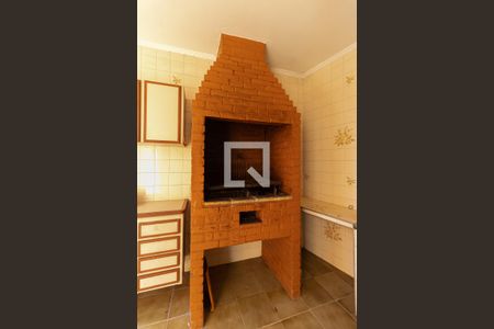 Casa à venda com 200m², 3 quartos e 2 vagas Casa à venda com 200m², 3 quartos e 2 vagasÁrea da Churrasqueira