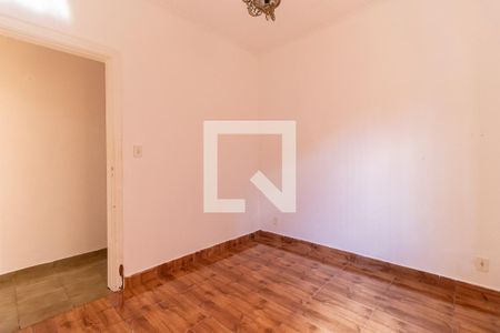 Casa à venda com 200m², 3 quartos e 2 vagas Casa à venda com 200m², 3 quartos e 2 vagasQuarto 2