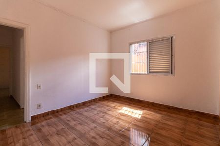 Casa à venda com 200m², 3 quartos e 2 vagas Casa à venda com 200m², 3 quartos e 2 vagasSuíte